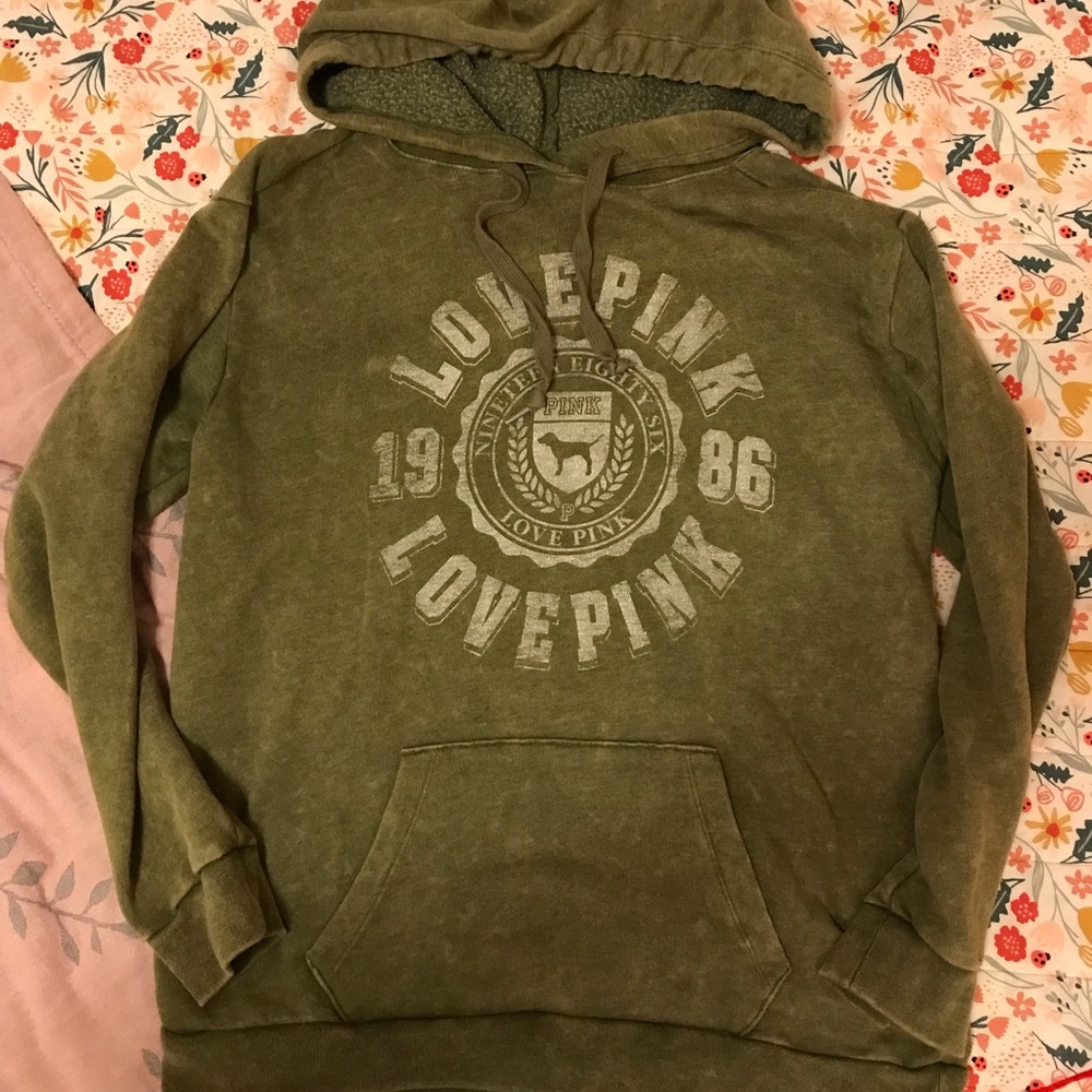 VS Pink green heritage logo hoodie- M